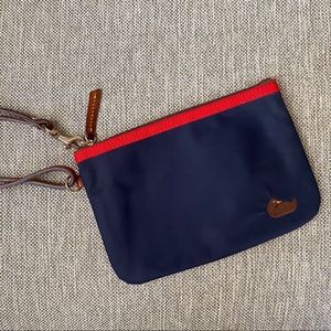 Dooney & Bourke Nylon Travel Wristlet ✈️